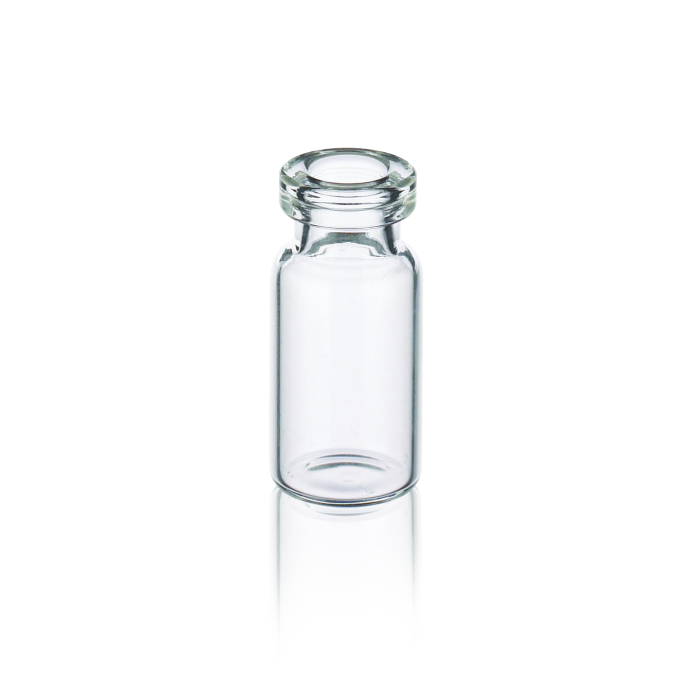 Fotografía oficial ilustrativa del formato de vial serum WHEATON de vidrio transparente, boca crimp. La capacidad y presentación dependen de la referencia. WHE-WUBB2MLC-T-EP, WHE-WUBB3MLC-T-EP, WHE-WUBB5MLC-T-EP, WHE-WUBB10MLC-T-EP