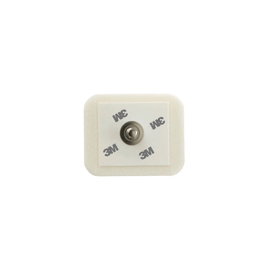 Electrodo 3M Red Dot 2228 de espuma con broche de presión de acero inoxidable sobre blanco