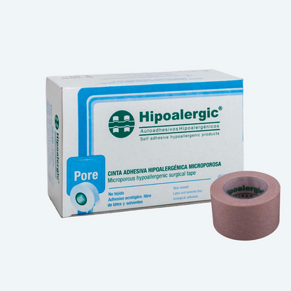 Pore hospitalaria Hipoalergic, caja y rollo beige de 2.5 cm × 9 m. Foto del fabricante; no confirma el color ni el racionador de E010000002.