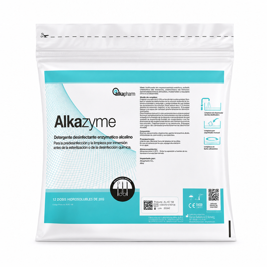 Paquete Alkapharm Alkazyme ALKE 158 con 12 dosis hidrosolubles de 20 g, sobre fondo blanco