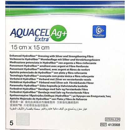 Aquacel Extra Ag+ 15 cm x 15 cm 413568, sobre fondo blanco
