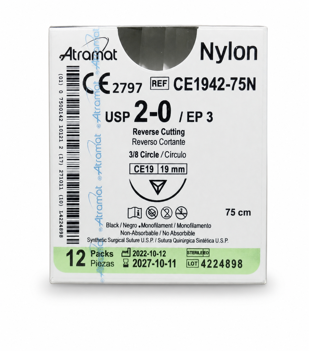 Atramat Nylon CE1942-75N, sutura no absorbible USP 2-0 de 75 cm con aguja CE19 de 19 mm sobre fondo blanco