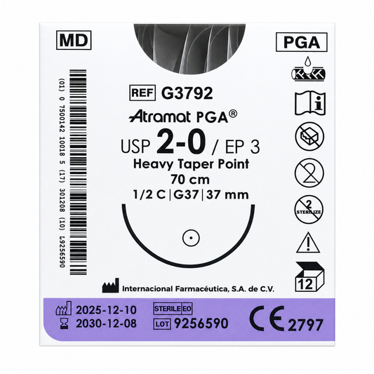 Atramat G3792, PGA USP 2-0 de 70 cm con aguja G37 de 37 mm sobre fondo blanco