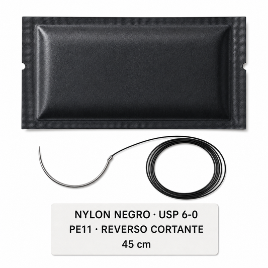 Imagen ilustrativa optimizada: Atramat Nylon negro USP 6-0 PE11 con aguja reverso cortante, 45 cm, sobre fondo blanco