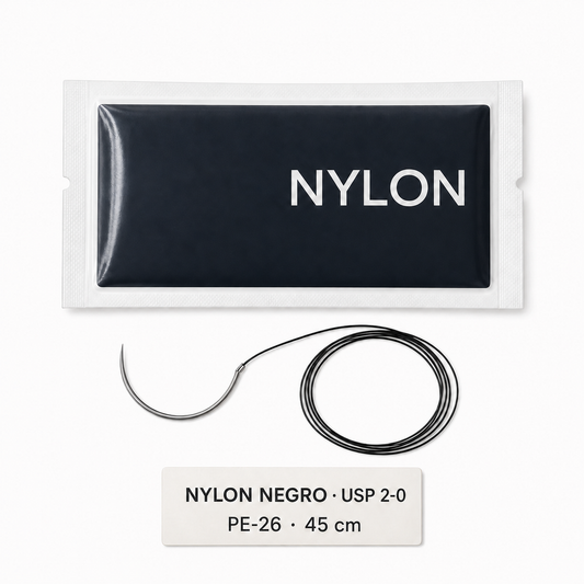 Imagen ilustrativa optimizada: Atramat Nylon negro USP 2-0 con aguja PE-26 de 26 mm, 45 cm, sobre fondo blanco