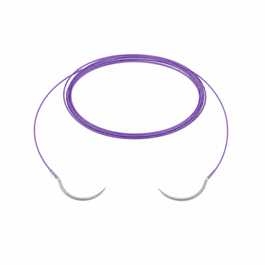 Imagen ilustrativa: Atramat PDX SE1376/2, hebra violeta USP 6-0 de 75 cm con doble aguja SE-13, sobre fondo blanco