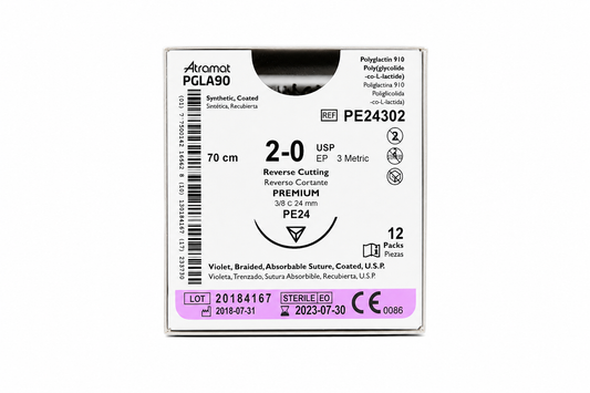 Atramat PGLA90 PE24302, sutura absorbible USP 2-0 de 70 cm con aguja PE24 de 24 mm sobre fondo blanco