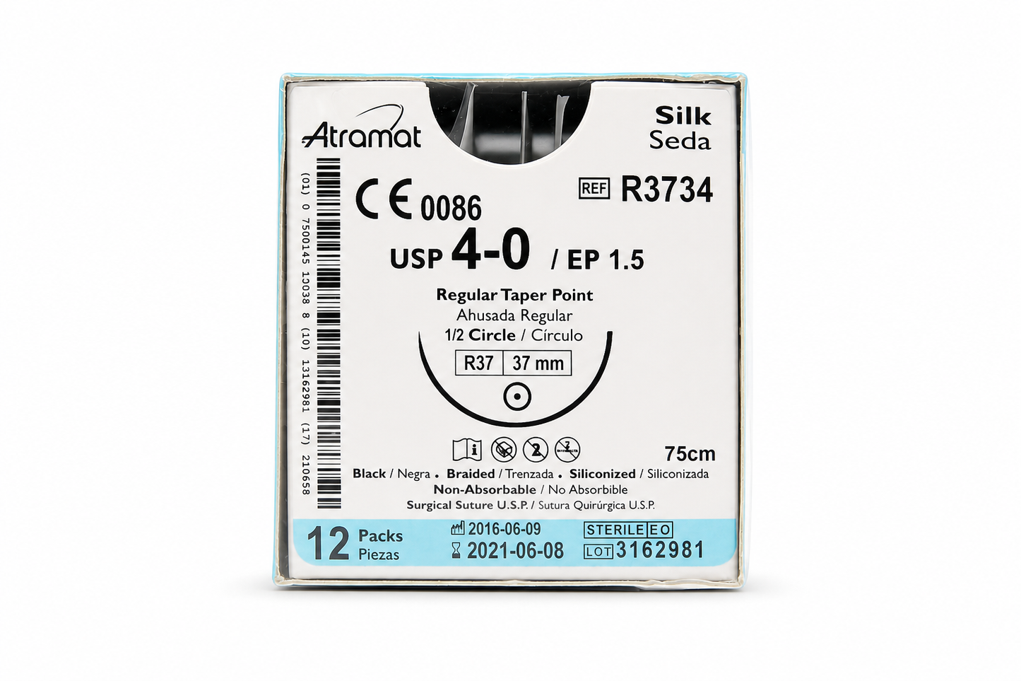 Atramat R3734, seda quirúrgica negra USP 4-0 de 75 cm con aguja R37 de 37 mm sobre fondo blanco