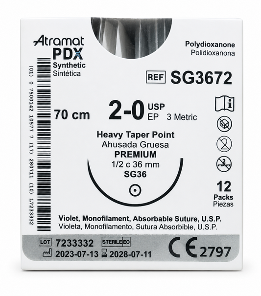 Atramat SG3672, sutura PDX violeta USP 2-0 de 70 cm con aguja SG36 de 36 mm sobre fondo blanco
