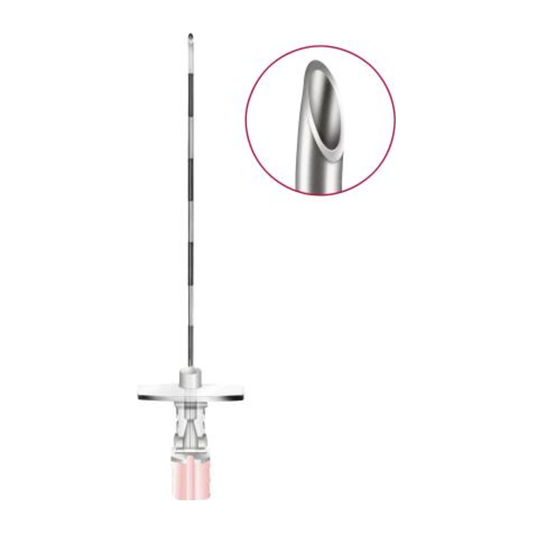 B. Braun Perican 4512383, aguja epidural Tuohy 18G x 80 mm, sobre fondo blanco