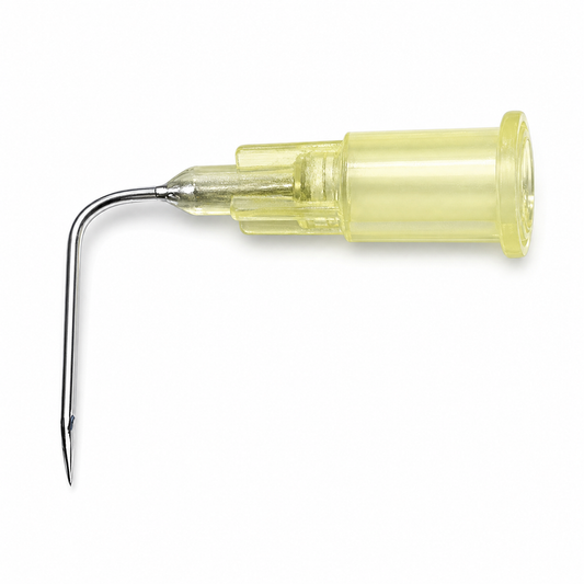 Imagen ilustrativa optimizada: B. Braun Angled Surecan, aguja angulada para puerto implantable, sobre fondo blanco