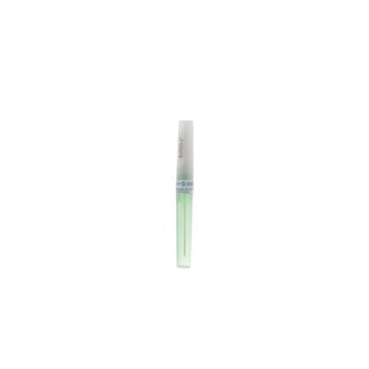 BD Vacutainer 360213 aguja para toma múltiple sobre fondo blanco