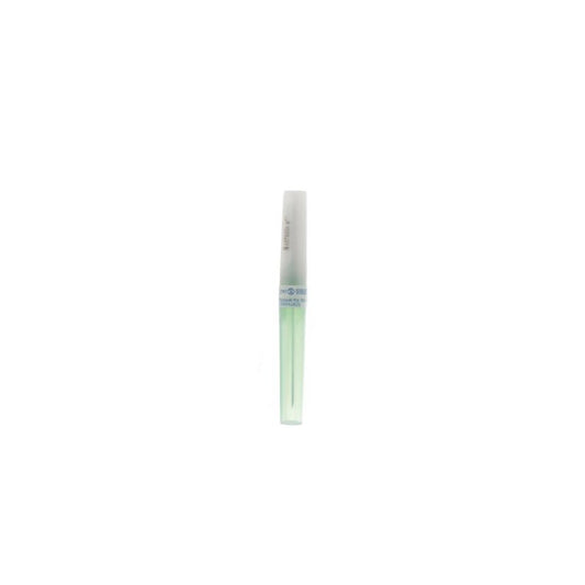 BD Vacutainer 360213 aguja para toma múltiple sobre fondo blanco