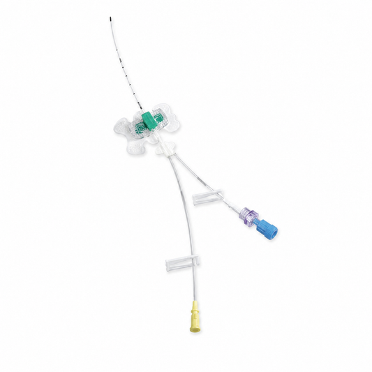 B. Braun Certofix Duo Paed S413 4166922-07, catéter central doble lumen 4F x 13 cm, sobre fondo blanco