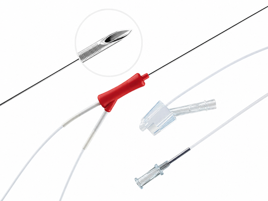 Cook EchoTip K-OPSD-1735-A-S-US, aguja de aspiración doble lumen 17G × 35 cm sobre fondo blanco