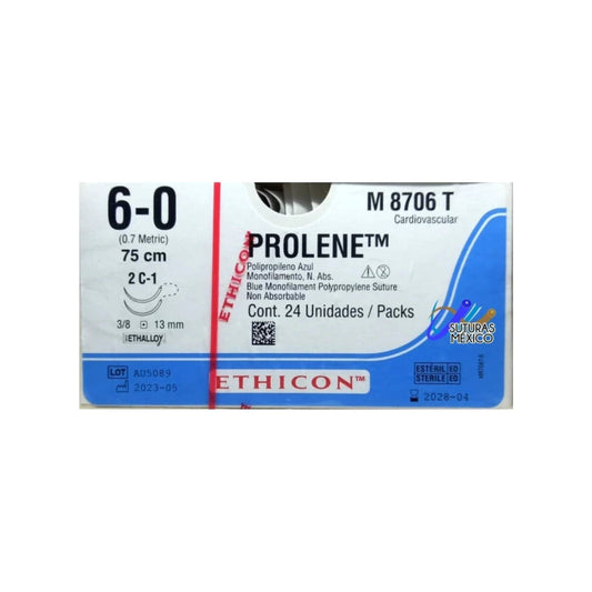 Ethicon Prolene M8706T 6-0 azul con agujas C-1 sobre fondo blanco