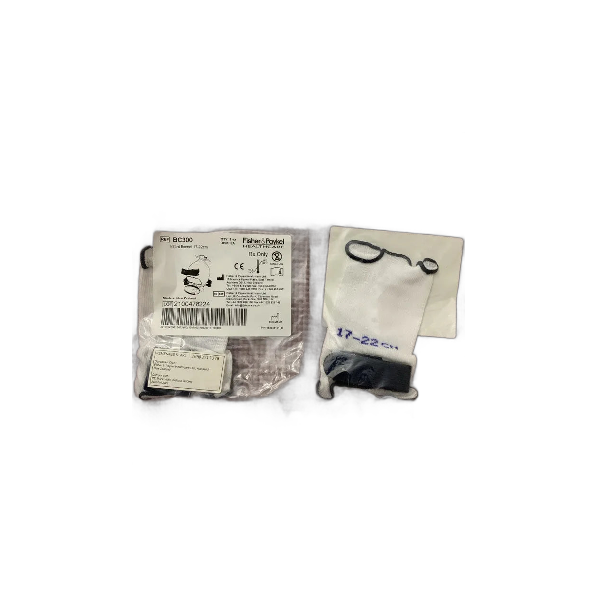 Fisher & Paykel BC300-05, gorro neonatal FlexiTrunk de 17–22 cm, sobre fondo blanco