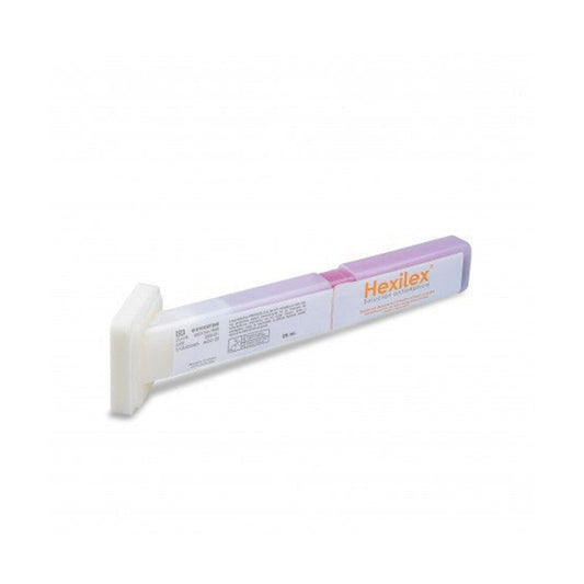 Aplicador Hexilex de 26 ml, REF 010102021060, con gluconato de clorhexidina al 2% y alcohol isopropílico al 70%, sobre fondo blanco