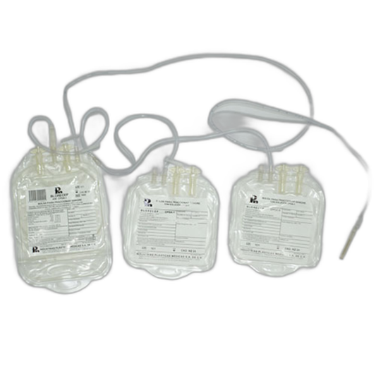 Bolsa triple IPM 1022 para fraccionar sangre con CPDA-1, sobre fondo blanco