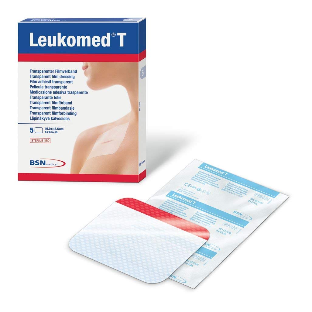 Leukomed T 10 cm x 12.5 cm 7238108, sobre fondo blanco
