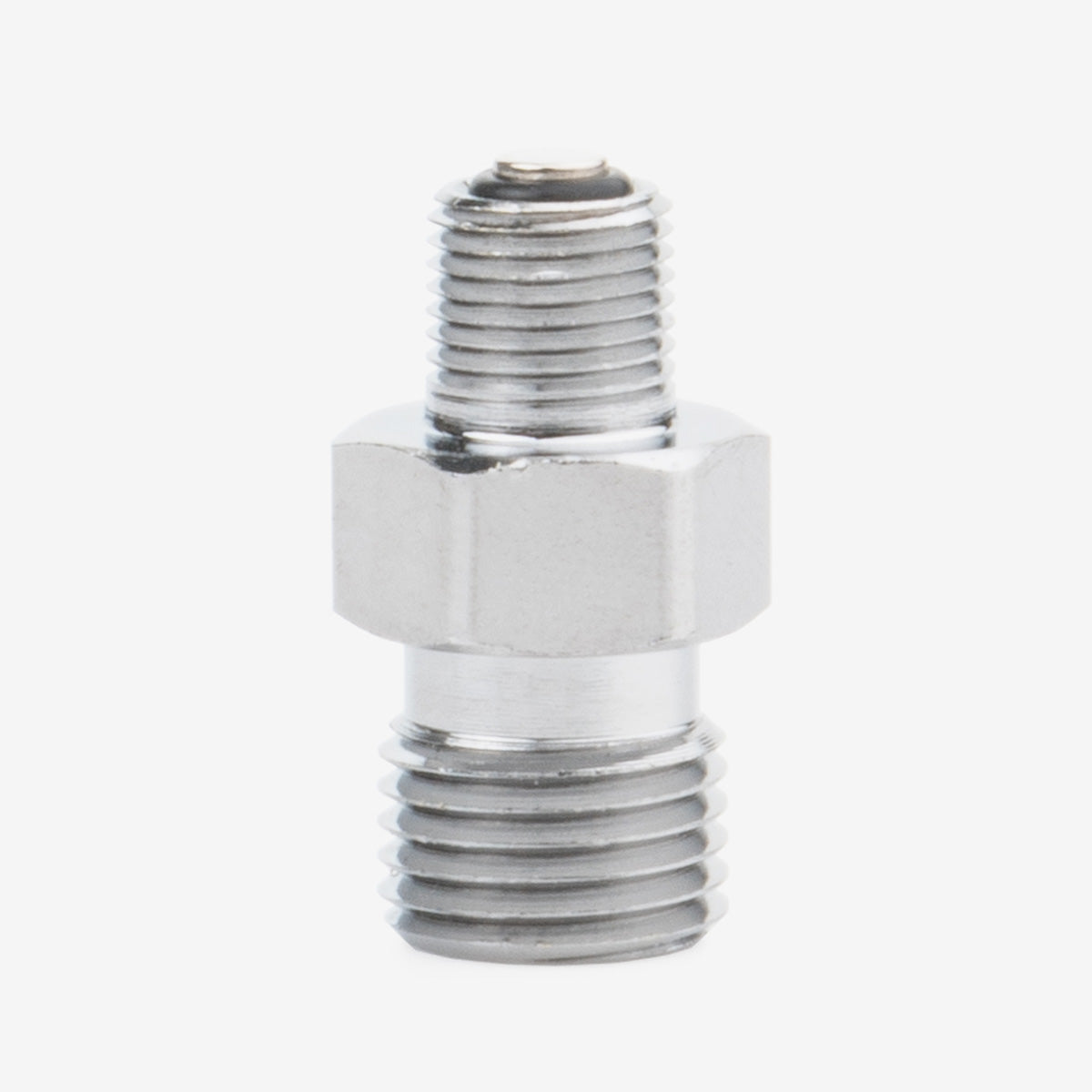 Familia de conexiones Maxtec: RP11P06 con roscas exteriores; la oferta RP11P09 es NPT 1/8 a DISS hembra, diseño distinto