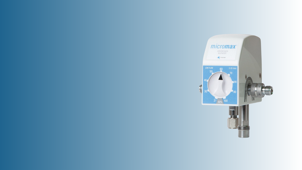 Imagen completa de familia MicroMax: mezcladora de bajo flujo sin flujómetros; oferta R203P14-P89 de alto flujo incluye flujómetros 0–70 L/min no mostrados