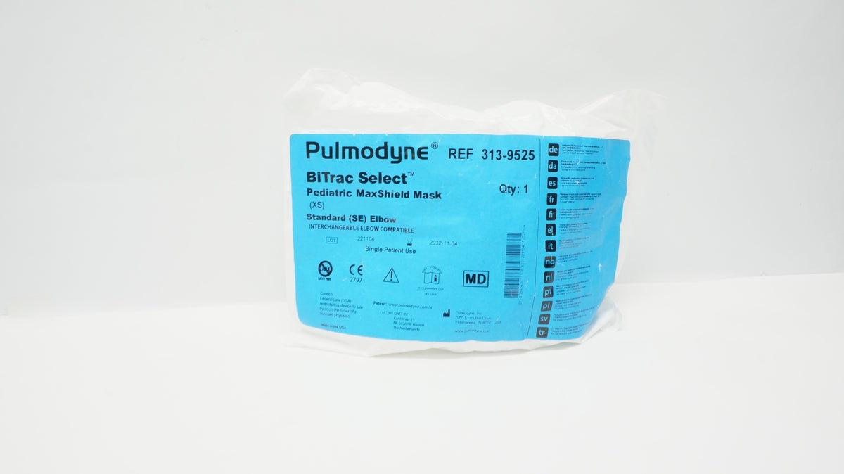 Pulmodyne BiTrac MaxShield Select 313-9525, bolsa con mascarilla pediátrica XS y codo estándar SE, sobre fondo blanco