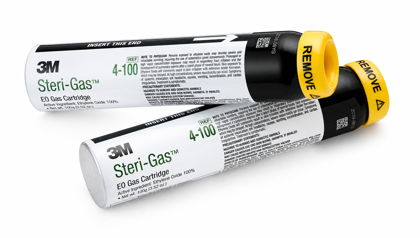 3M Steri-Gas 4-100, cartuchos de óxido de etileno de 100 g sobre fondo blanco