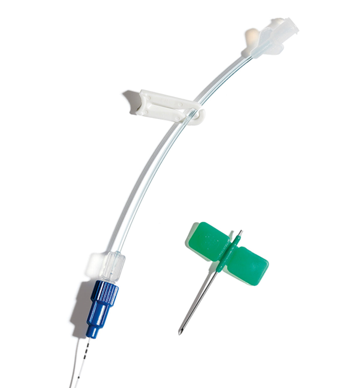 Vygon Epicutaneo-Cava REF 2184.00: PICC de silicona 2 Fr × 30 cm con Easy-lock azul y aguja 19 G de aletas, sobre blanco
