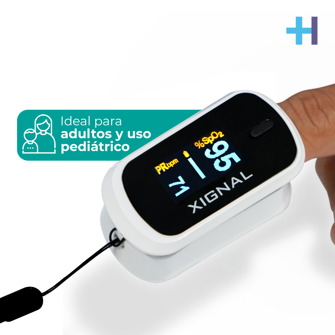 Oxímetro de pulso Xignal MD300C2 en un dedo, marcado para adulto y uso pediátrico.